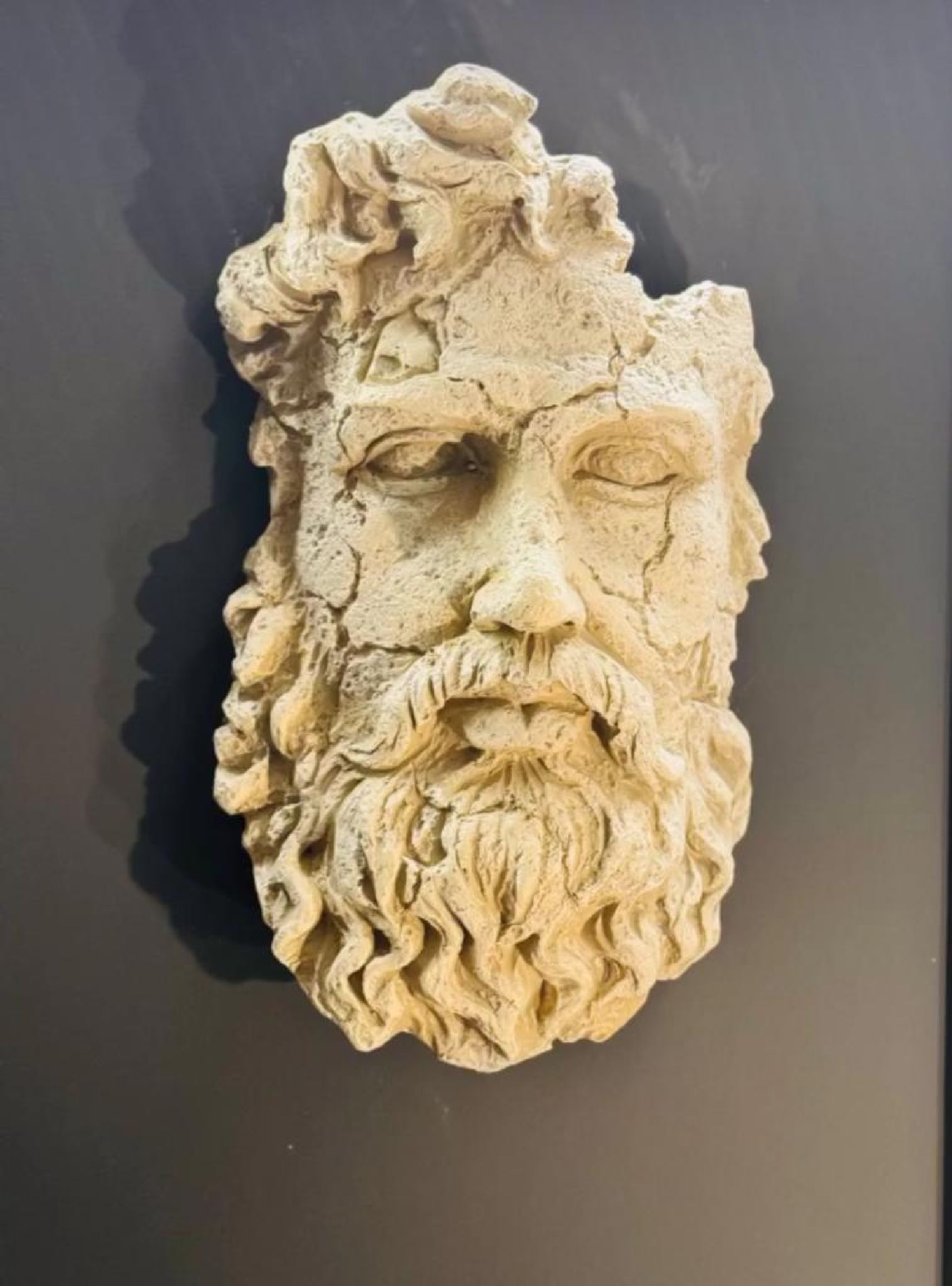 Poseidon Duvar Büstü – Antik Estetiğin Gücü