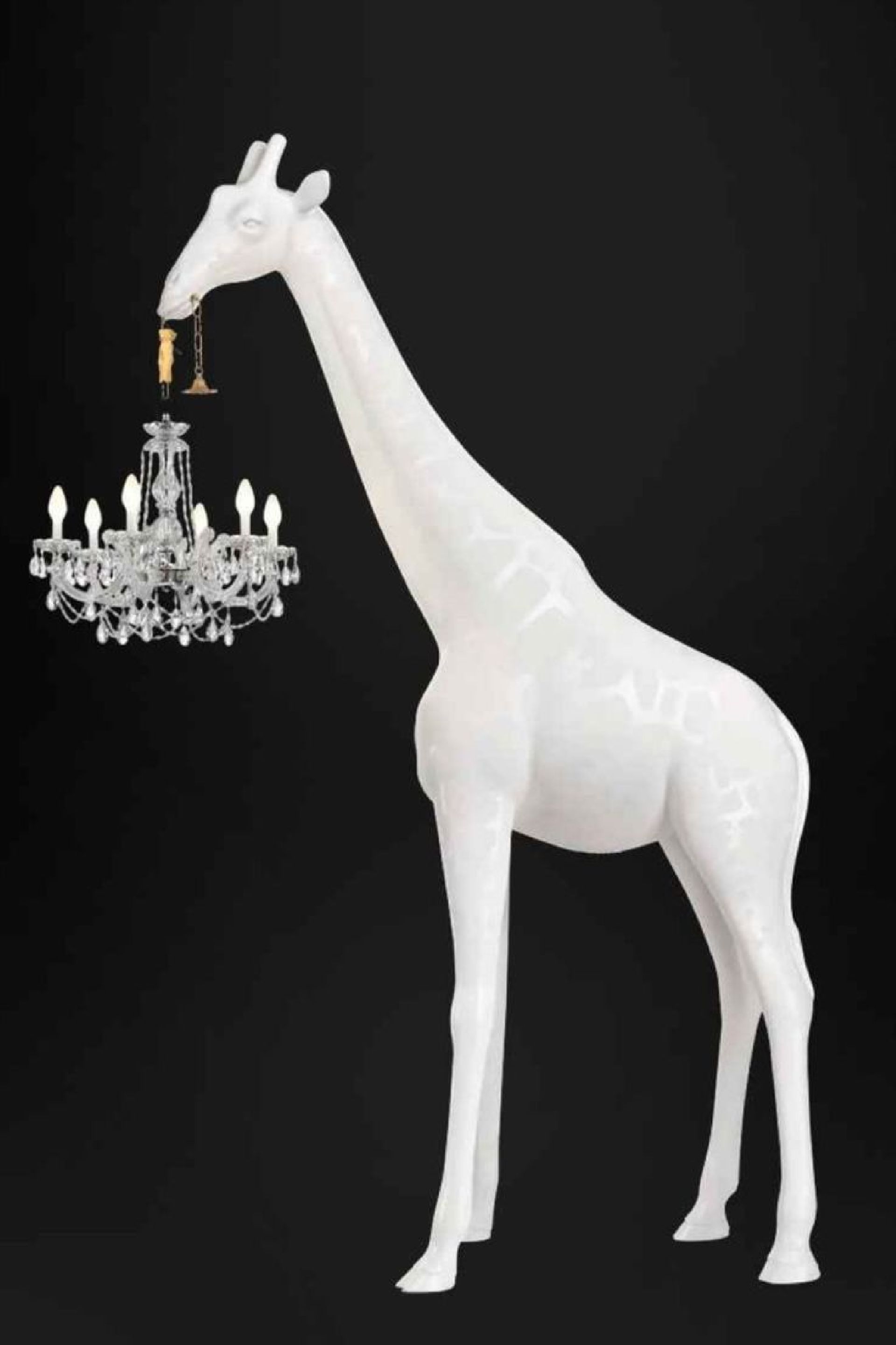 Zürafa Heykeli – Zarafet ve Sanatın Buluştuğu Nokta